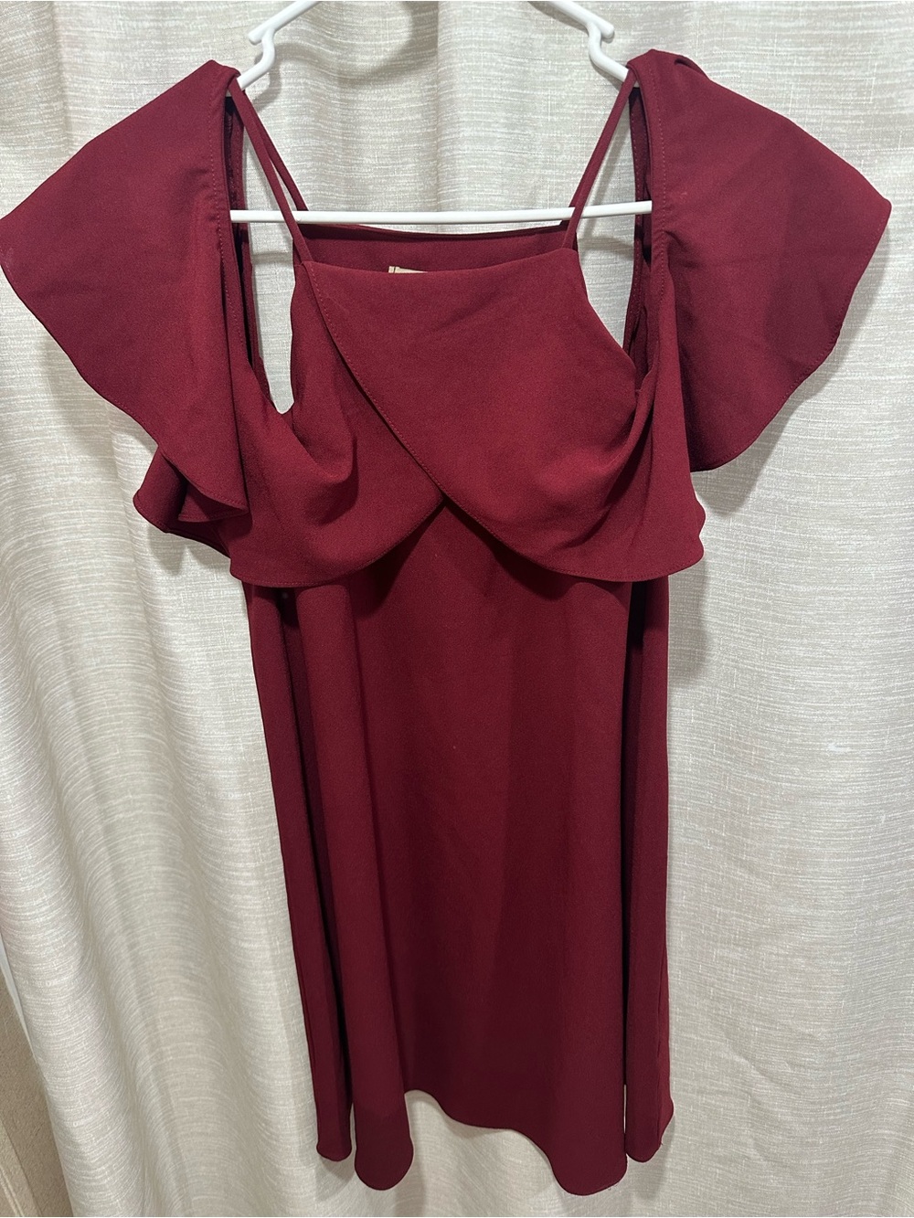 Cold-Shoulder Ruffle Mini Dress in Wine